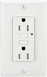 Self Testing GFCI Outlet